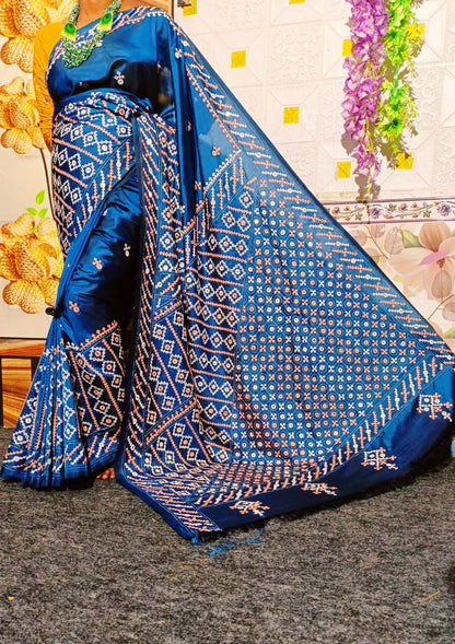 Gujrati Stitched Saree With Beautiful Mirror Work And Blouse Piece